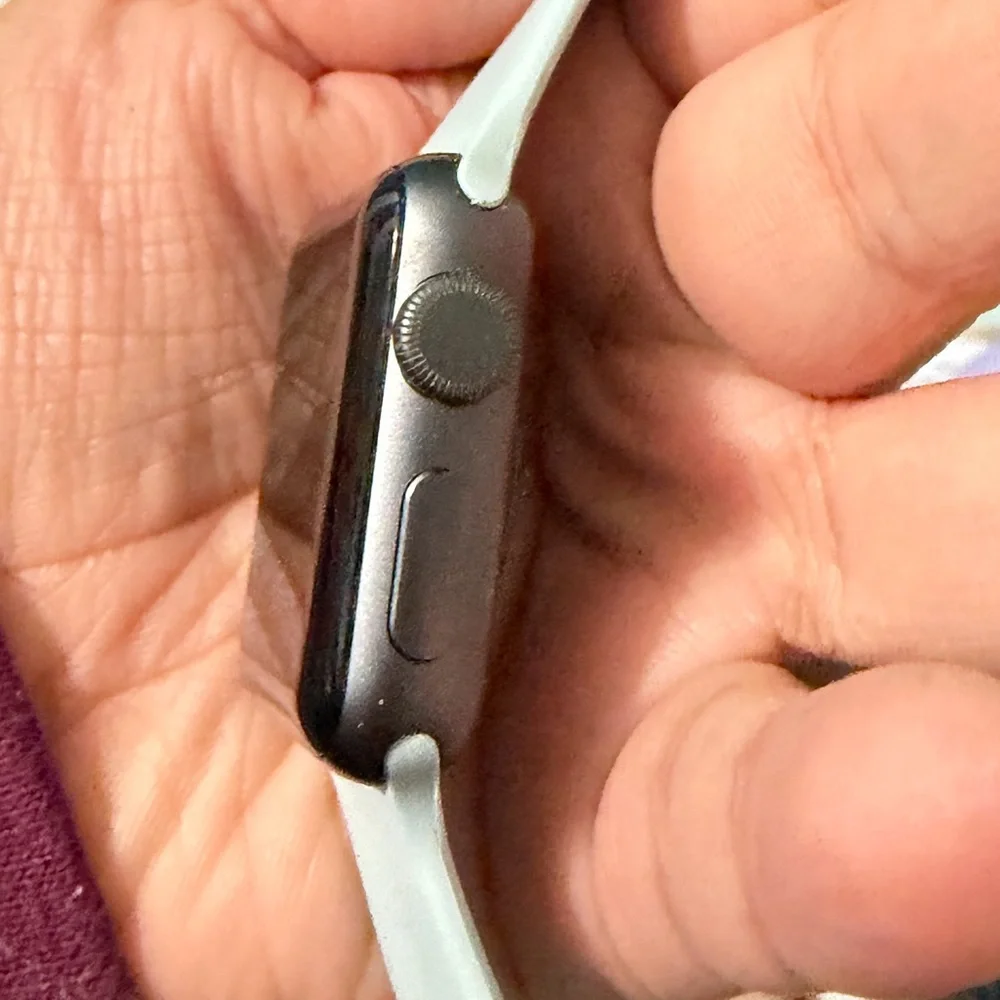 Apple watch series 3-38mm